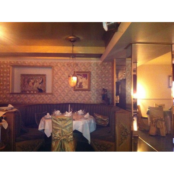 Ресторанный сервис бронирования столиков menu-rest.com - Интерьер ресторана "Дежа Вю"