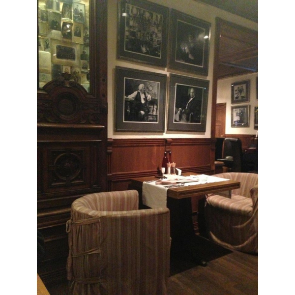 Ресторанный сервис бронирования столиков menu-rest.com - Интерьер ресторана "Cabinet-Portrait"