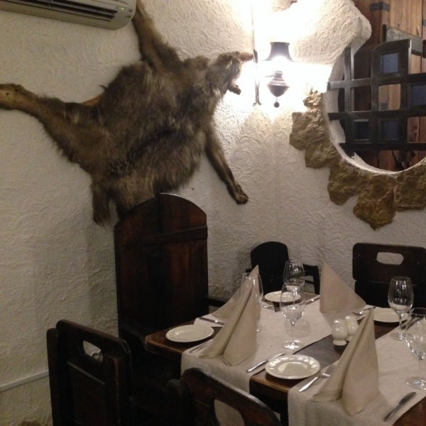 Ресторанный сервис бронирования столиков menu-rest.com - Интерьер ресторана "Удачный выстрел"