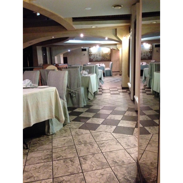 Ресторанный сервис бронирования столиков menu-rest.com - Интерьер ресторана "Государь"