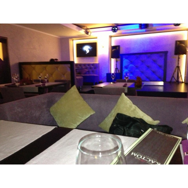 Ресторанный сервис бронирования столиков menu-rest.com - Интерьер ресторана "Кастом"