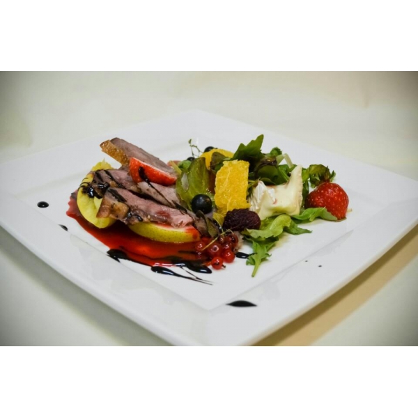 Ресторанный сервис бронирования столиков menu-rest.com - Интерьер ресторана "Цезарь"