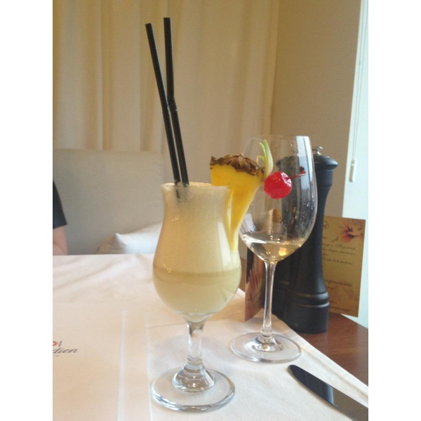 Ресторанный сервис бронирования столиков menu-rest.com - Интерьер ресторана "Meridien"