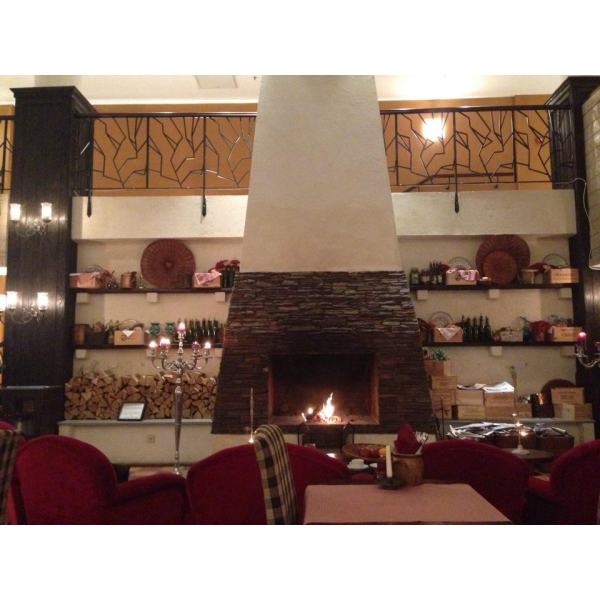 Ресторанный сервис бронирования столиков menu-rest.com - Интерьер ресторана "Франсманни"