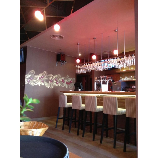 Ресторанный сервис бронирования столиков menu-rest.com - Интерьер ресторана "Брусника"