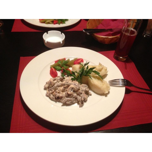 Ресторанный сервис бронирования столиков menu-rest.com - Интерьер ресторана "Брусника"