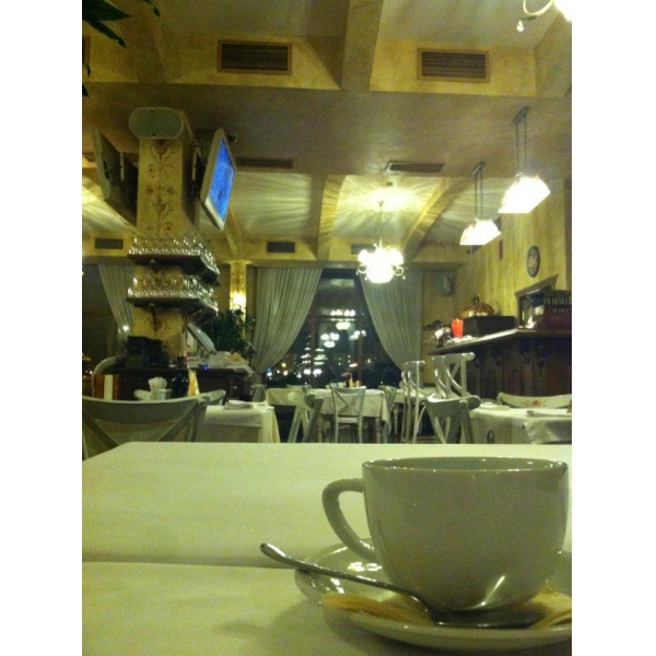 Ресторанный сервис бронирования столиков menu-rest.com - Интерьер ресторана "Монтенегро"