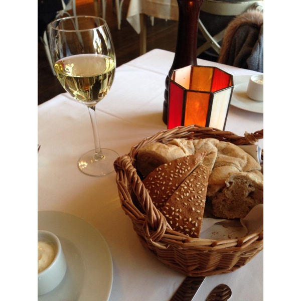 Ресторанный сервис бронирования столиков menu-rest.com - Интерьер ресторана "Монтенегро"