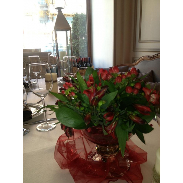 Ресторанный сервис бронирования столиков menu-rest.com - Интерьер ресторана "Villa Aston"