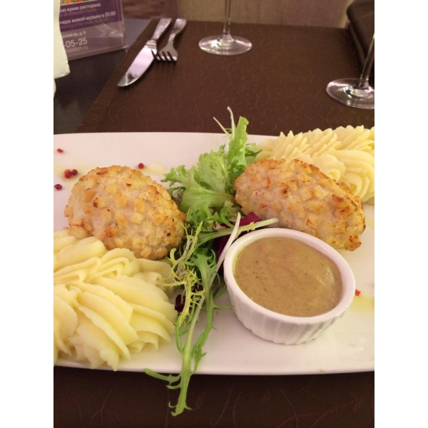 Ресторанный сервис бронирования столиков menu-rest.com - Интерьер ресторана "Villa Aston"