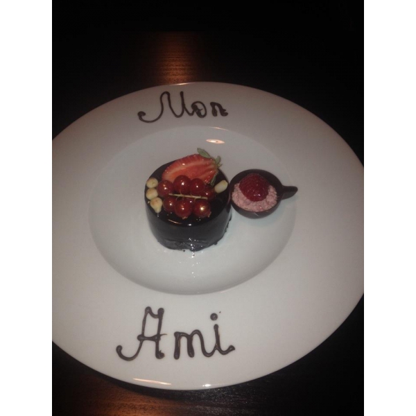 Ресторанный сервис бронирования столиков menu-rest.com - Интерьер ресторана "Mon Ami"