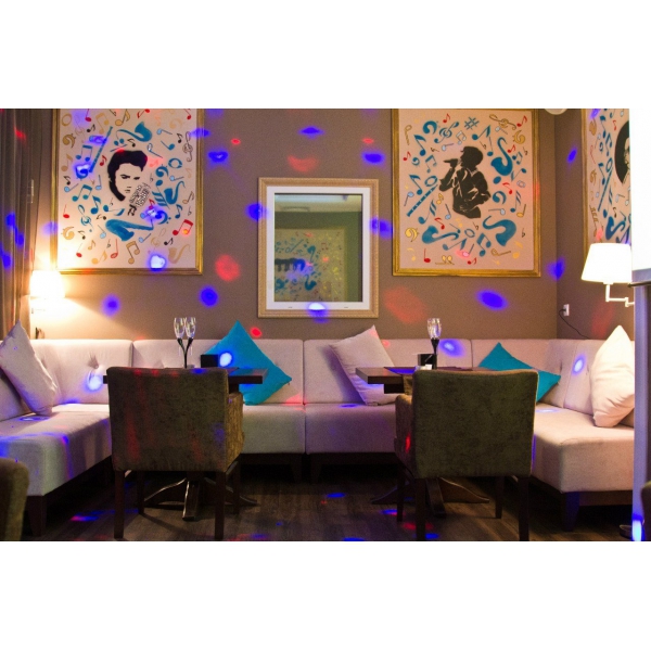 Ресторанный сервис бронирования столиков menu-rest.com - Интерьер ресторана "Mon Ami"