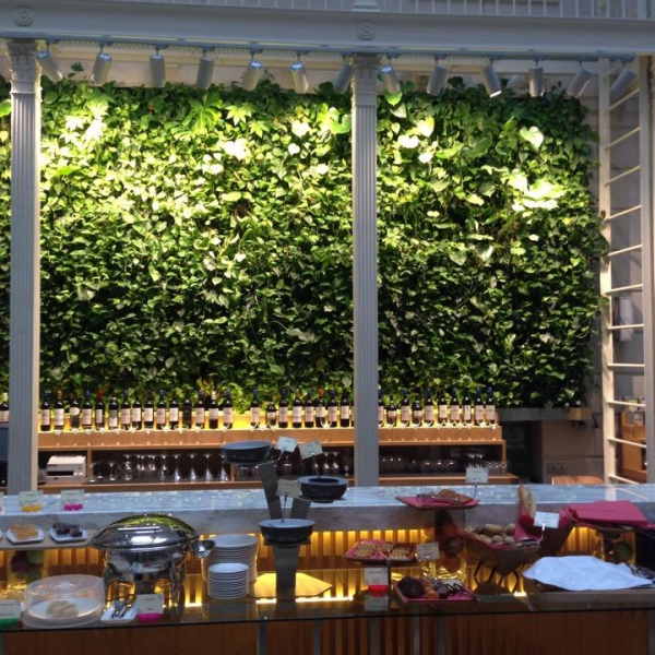 Ресторанный сервис бронирования столиков menu-rest.com - Интерьер ресторана "Вино & Вода"