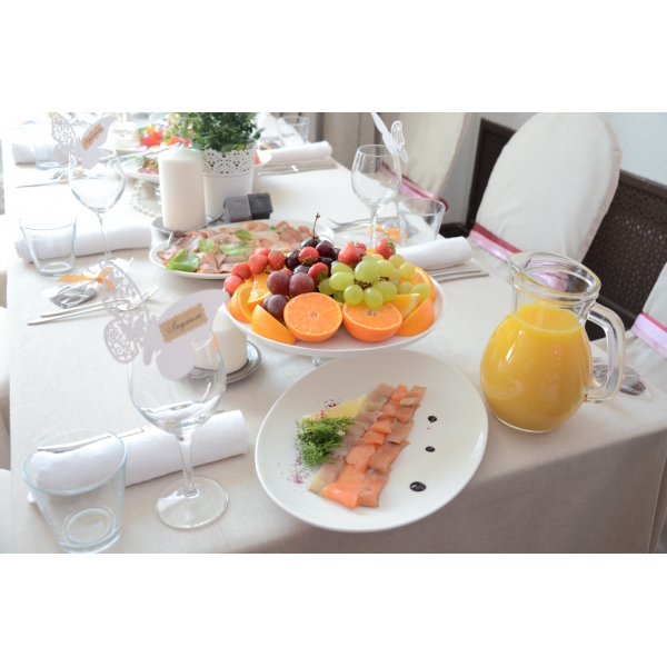 Ресторанный сервис бронирования столиков menu-rest.com - Интерьер ресторана "Legran Village"