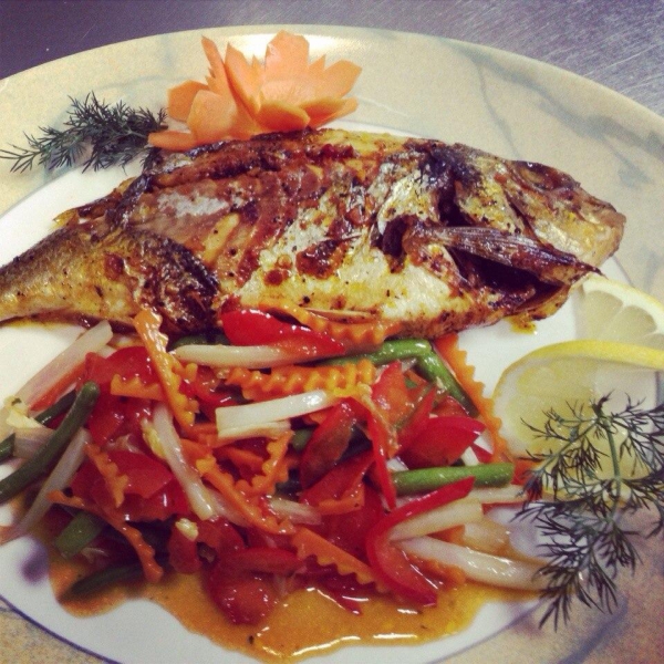 Ресторанный сервис бронирования столиков menu-rest.com - Интерьер ресторана "Золотая Панда"