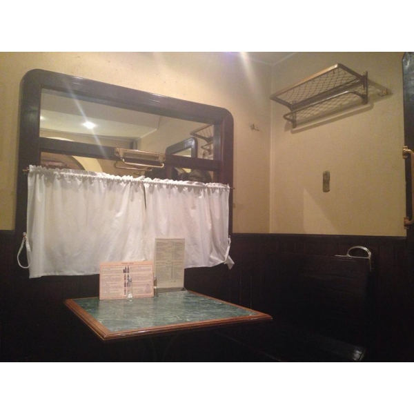 Ресторанный сервис бронирования столиков menu-rest.com - Интерьер ресторана "Восточный Экспресс"