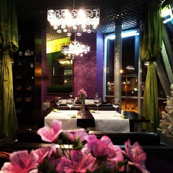 Ресторанный сервис бронирования столиков menu-rest.com - Интерьер ресторана "Lolo & Pepe"