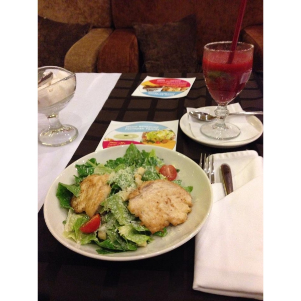 Ресторанный сервис бронирования столиков menu-rest.com - Интерьер ресторана "Family Restaurant"