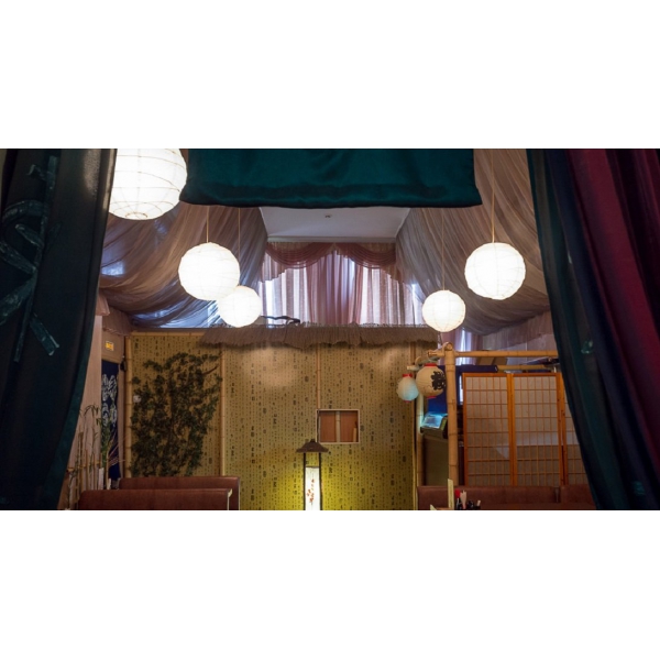 Ресторанный сервис бронирования столиков menu-rest.com - Интерьер ресторана "Восток-Запад"