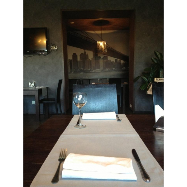 Ресторанный сервис бронирования столиков menu-rest.com - Интерьер ресторана "Quartier Gourmet"