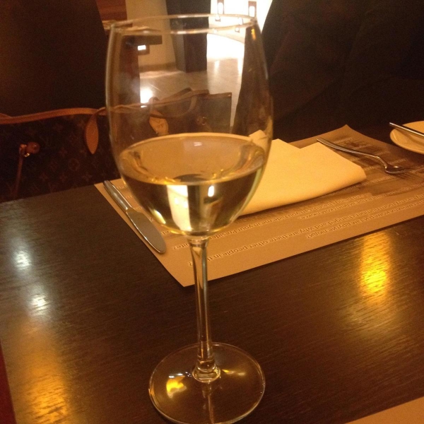 Ресторанный сервис бронирования столиков menu-rest.com - Интерьер ресторана "Avant Garde"