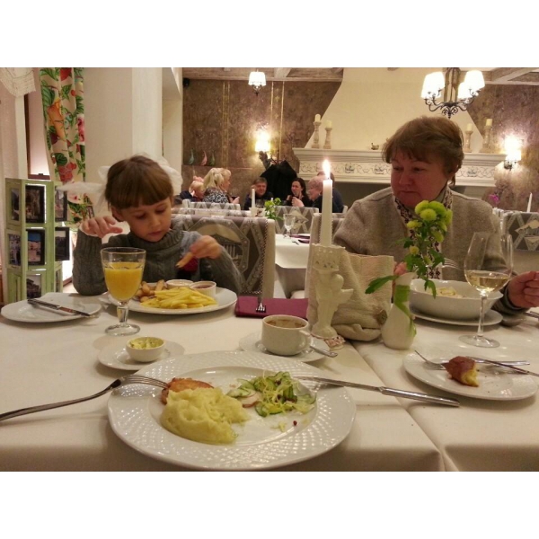 Ресторанный сервис бронирования столиков menu-rest.com - Интерьер ресторана "Un Bon"