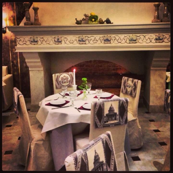 Ресторанный сервис бронирования столиков menu-rest.com - Интерьер ресторана "Un Bon"