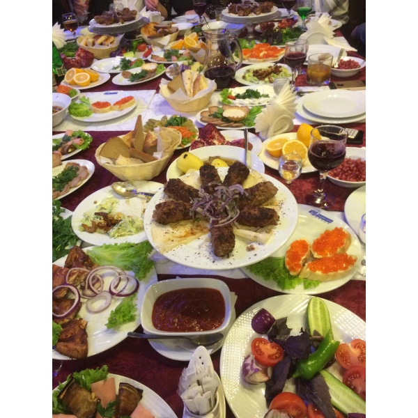 Ресторанный сервис бронирования столиков menu-rest.com - Интерьер ресторана "Камелот"