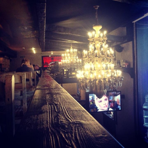 Ресторанный сервис бронирования столиков menu-rest.com - Интерьер ресторана "Complimento"