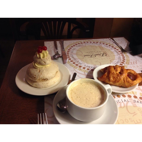 Ресторанный сервис бронирования столиков menu-rest.com - Интерьер ресторана "Фаn Fлаn"