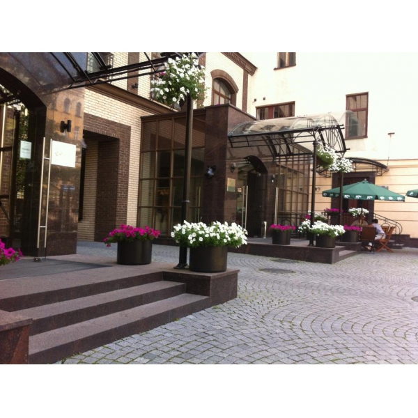 Ресторанный сервис бронирования столиков menu-rest.com - Интерьер ресторана "LA BOTANIQUE"