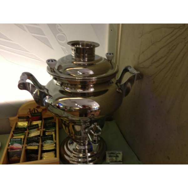 Ресторанный сервис бронирования столиков menu-rest.com - Интерьер ресторана "LA BOTANIQUE"