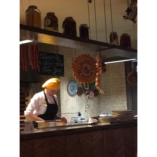 Ресторанный сервис бронирования столиков menu-rest.com - Интерьер ресторана "МамаLыgа"