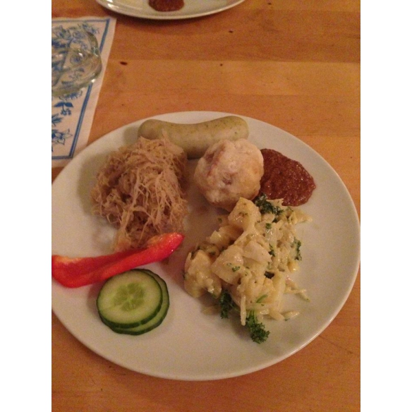 Ресторанный сервис бронирования столиков menu-rest.com - Интерьер ресторана "Paulaner"