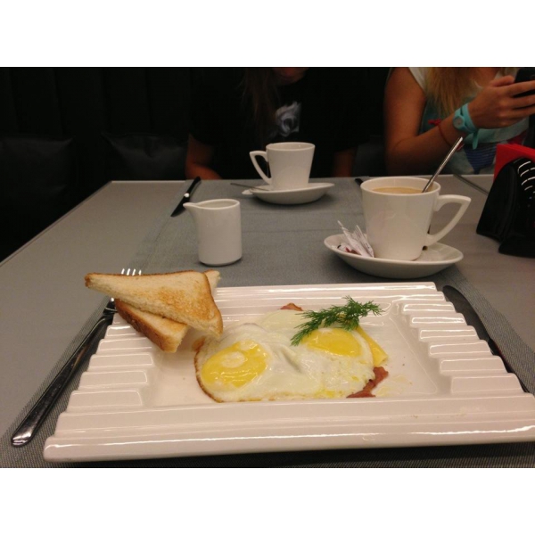 Ресторанный сервис бронирования столиков menu-rest.com - Интерьер ресторана "Mizu"