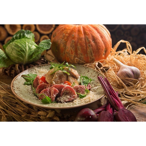 Ресторанный сервис бронирования столиков menu-rest.com - Интерьер ресторана "Гуси Лебеди"