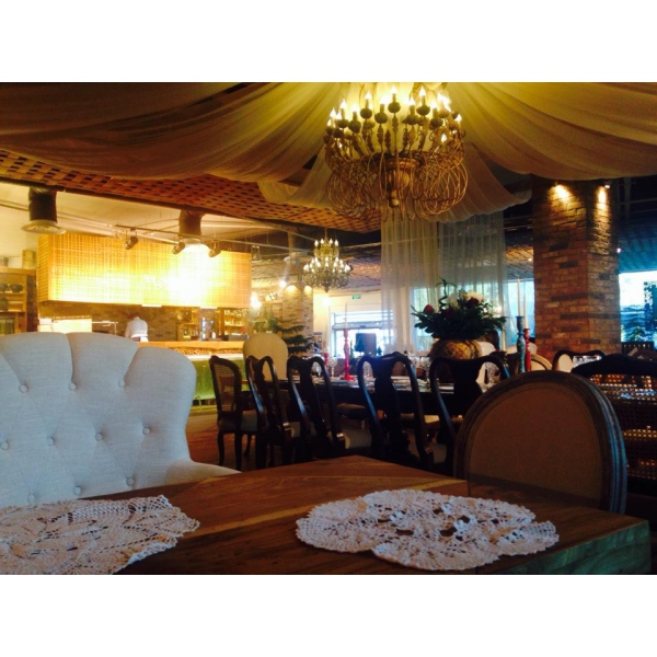 Ресторанный сервис бронирования столиков menu-rest.com - Интерьер ресторана "Гуси Лебеди"