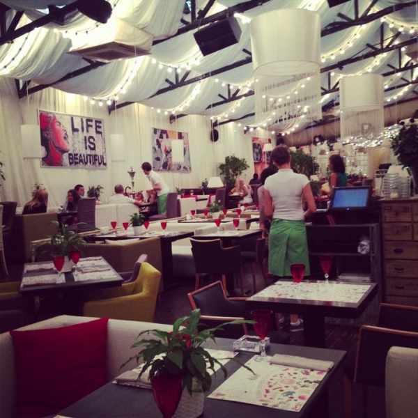 Ресторанный сервис бронирования столиков menu-rest.com - Интерьер ресторана "Шатёр"