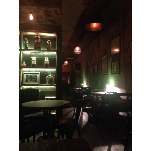 Ресторанный сервис бронирования столиков menu-rest.com - Интерьер ресторана "Apteka"