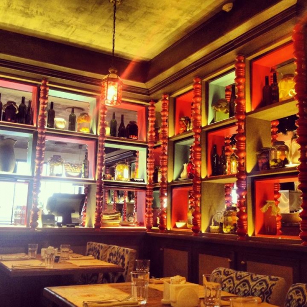 Ресторанный сервис бронирования столиков menu-rest.com - Интерьер ресторана "Пури"