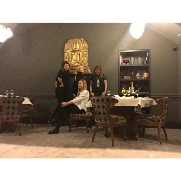 Ресторанный сервис бронирования столиков menu-rest.com - Интерьер ресторана "Namaste"