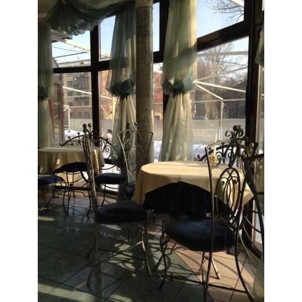 Ресторанный сервис бронирования столиков menu-rest.com - Интерьер ресторана "Лесной"