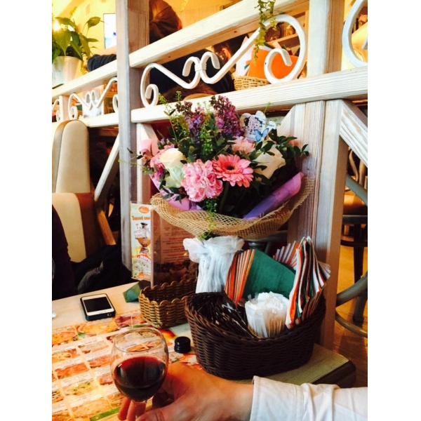 Ресторанный сервис бронирования столиков menu-rest.com - Интерьер ресторана "Траттория"