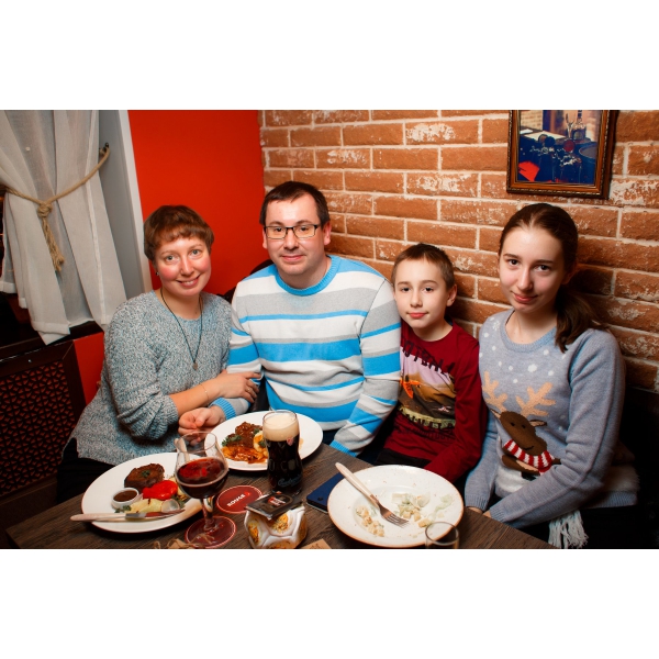 Ресторанный сервис бронирования столиков menu-rest.com - Интерьер ресторана "Stare Mesto"