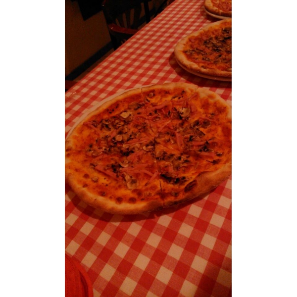 Ресторанный сервис бронирования столиков menu-rest.com - Интерьер ресторана "Mama Roma"