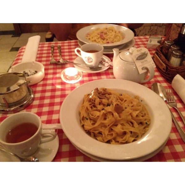 Ресторанный сервис бронирования столиков menu-rest.com - Интерьер ресторана "Mama Roma"