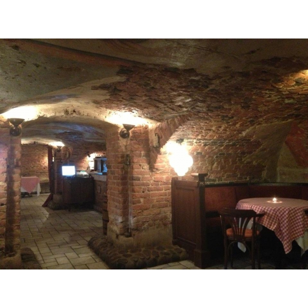 Ресторанный сервис бронирования столиков menu-rest.com - Интерьер ресторана "Mama Roma"