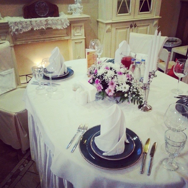 Ресторанный сервис бронирования столиков menu-rest.com - Интерьер ресторана "ПИТЕР"