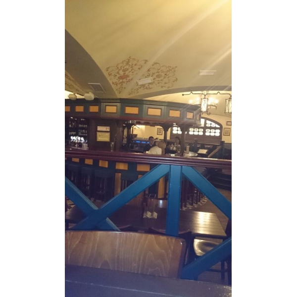 Ресторанный сервис бронирования столиков menu-rest.com - Интерьер ресторана "Schwaben Keller"