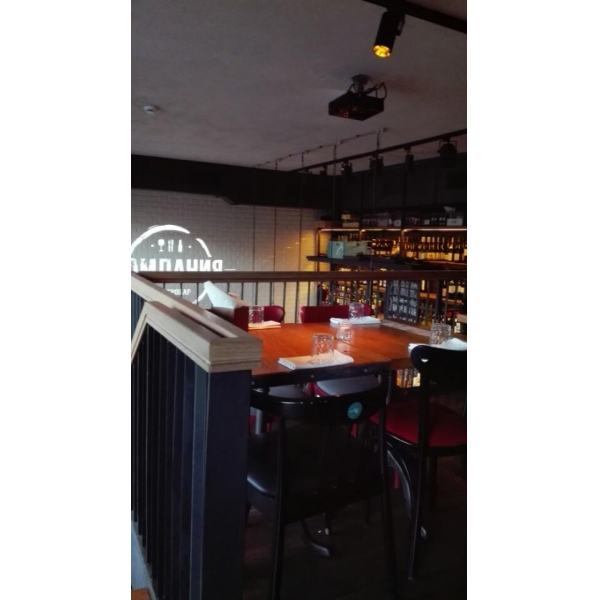 Ресторанный сервис бронирования столиков menu-rest.com - Интерьер ресторана "Гастробар Компания"